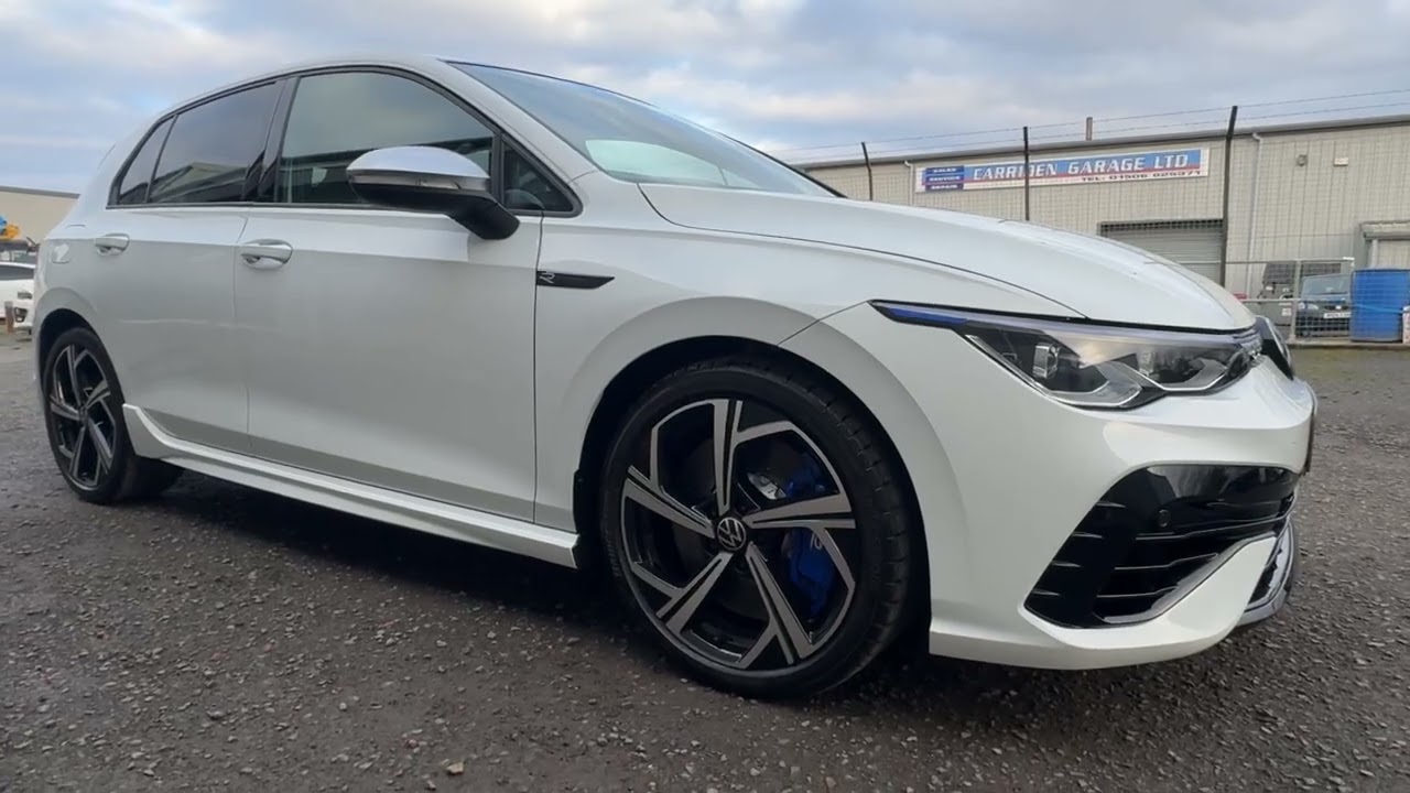 VW Golf R, 2024/74 plate with only 10300 miles. Superb spec with pan roof etc. 