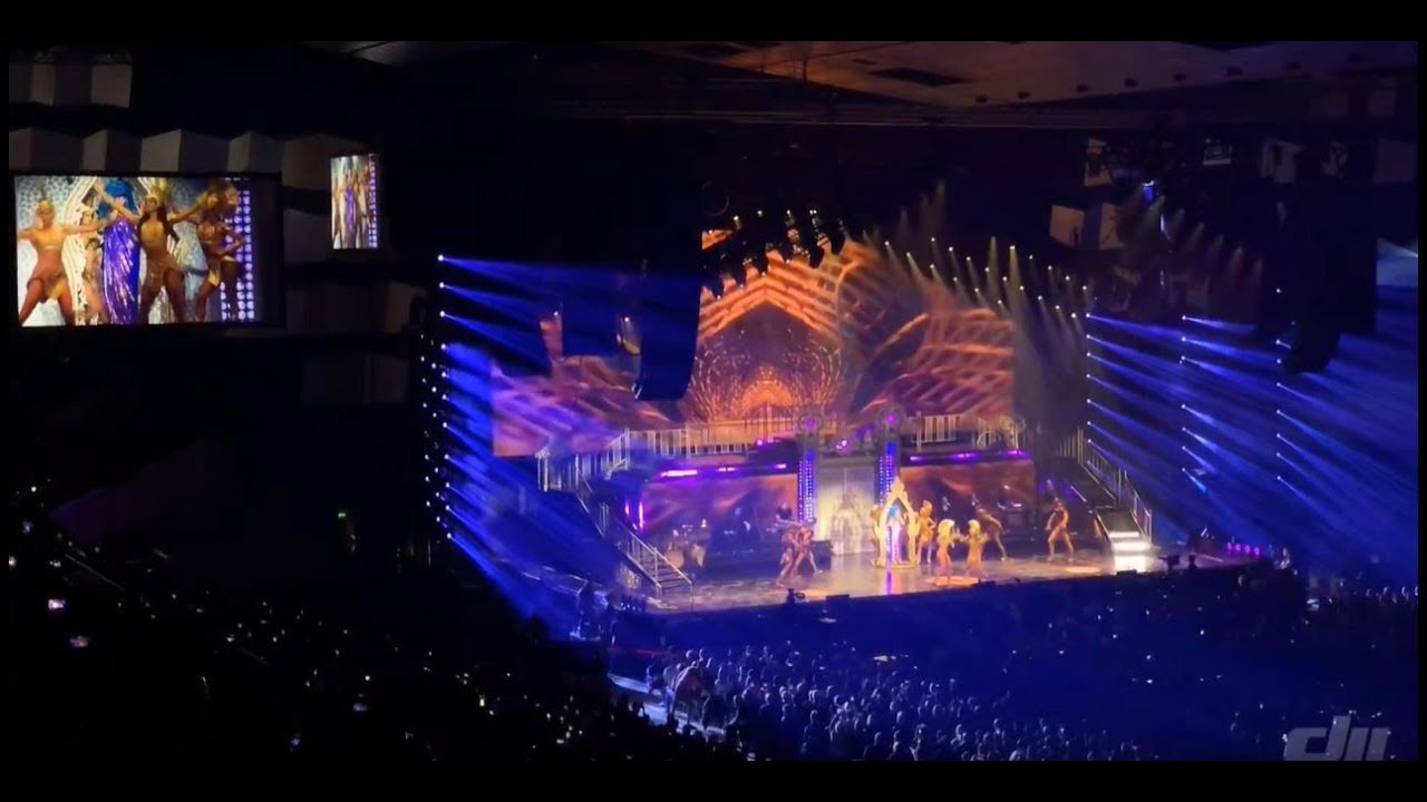 Cher, Here we go again Tour, Vienna , Austria