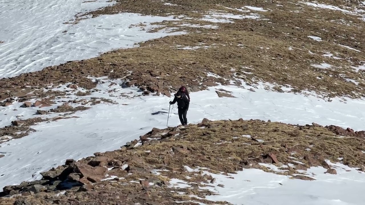 Hiking Colorado 14er Humboldt Peak in the winter