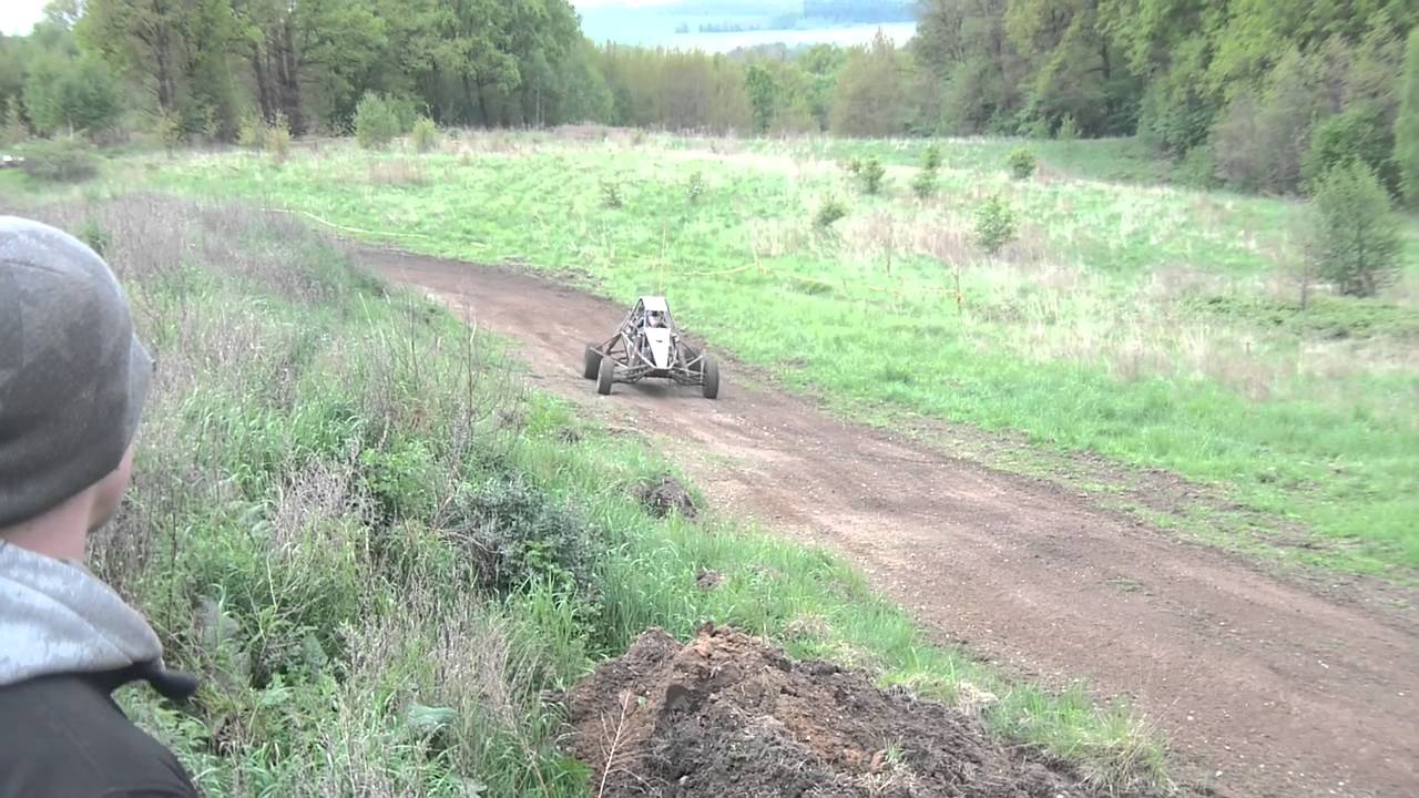 Buggy Edge Barracuda vs Badland St4