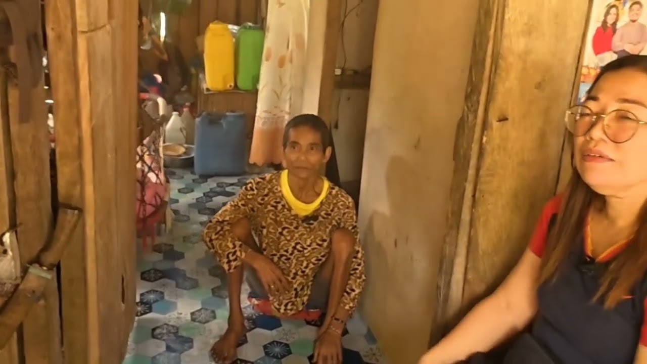 May isang pamilya ang pinuntahan at binigyan muli Ng kaunting biyaya sa  ERMITA GUINAYANGAN QUEZON 