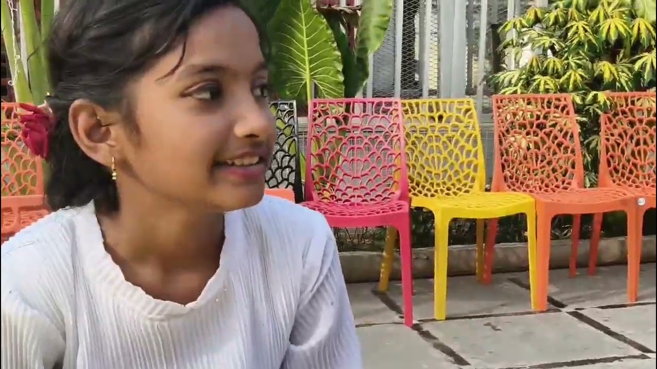 Went to restaurant to enjoy and eat panipuri 😊 @bushra1165 #vlog #beautifulpalace #comedy #viral 