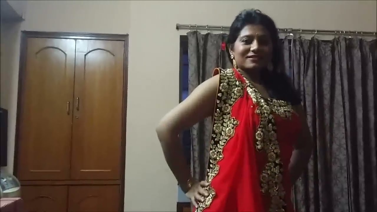 A beautiful Bollywood style saree drape | Coorgi look!