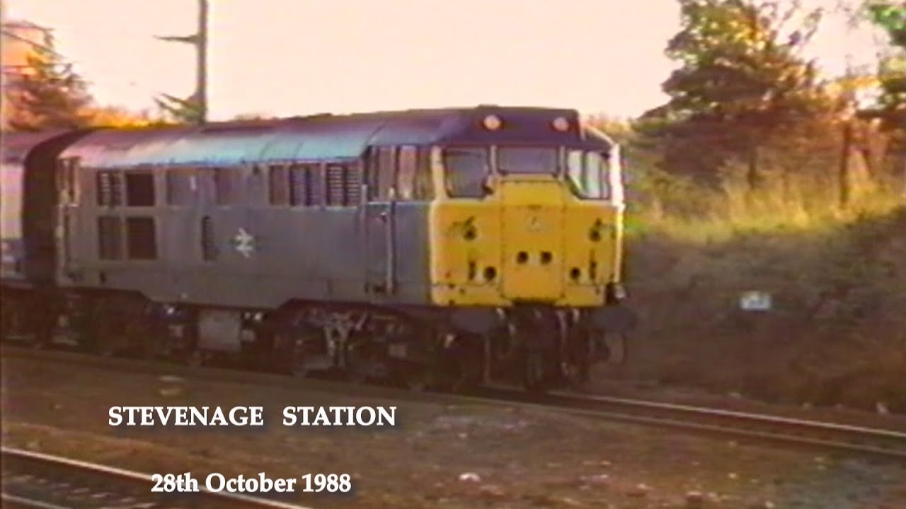 BR in the 1980s Stevenage Station on 28th October 1988