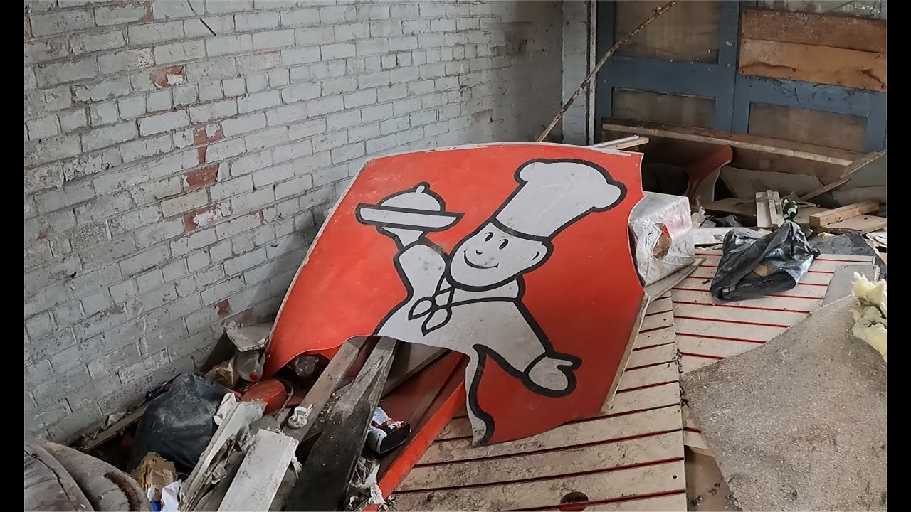 Little Chef Found ! Sad Abandonded Roadside Hotel