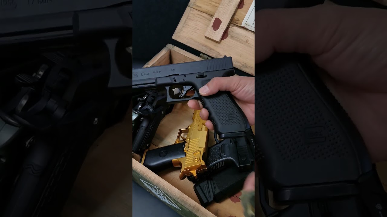 Glock 17 Auto Shell Ejection Toy Gun - link in comment