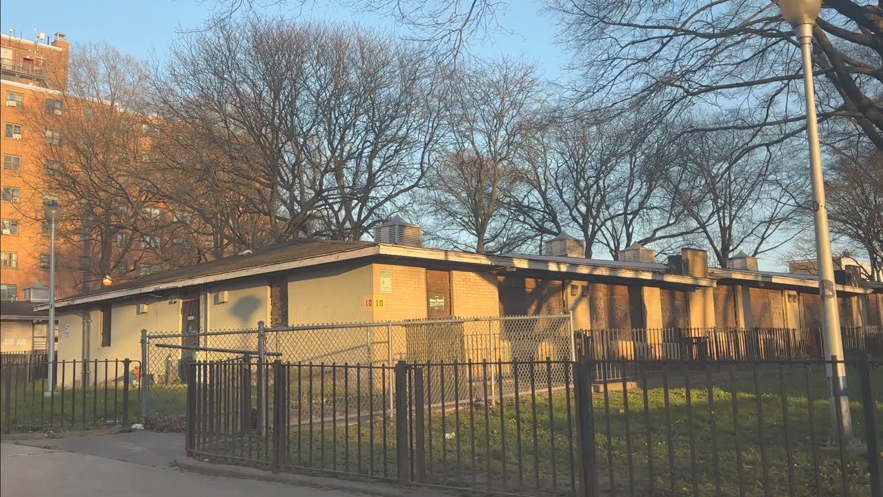 STATEN ISLAND NYC HOOD - SLUMS OF SHAOLIN DRIVE THROUGH PART 2