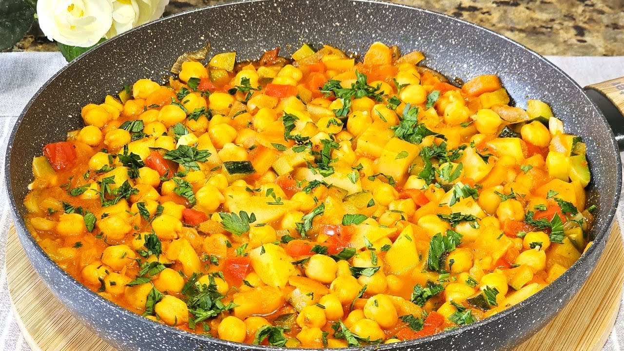 Rețetă de Post Delicioasă: Mâncare de Cartofi cu Năut - Sănătoasă si Sătioasă!