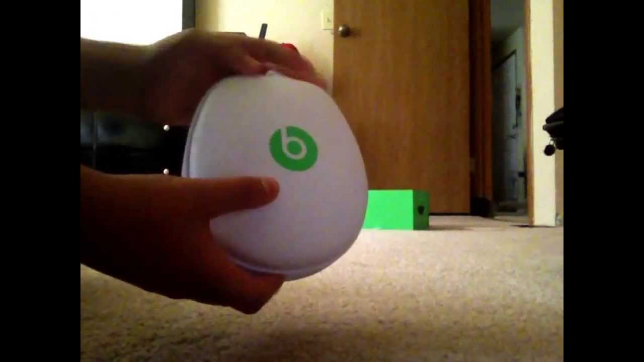 Beats By Dre Mixr - Neon Green Unboxing.                Buy NOW for $224.99 Summer 2013 Special!