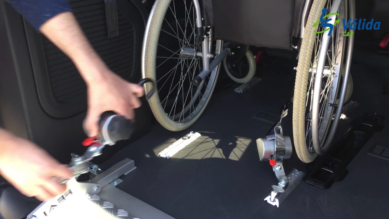 INSTALACIÓN DE RAMPA MANUAL EN FURGONETA - Válida Car