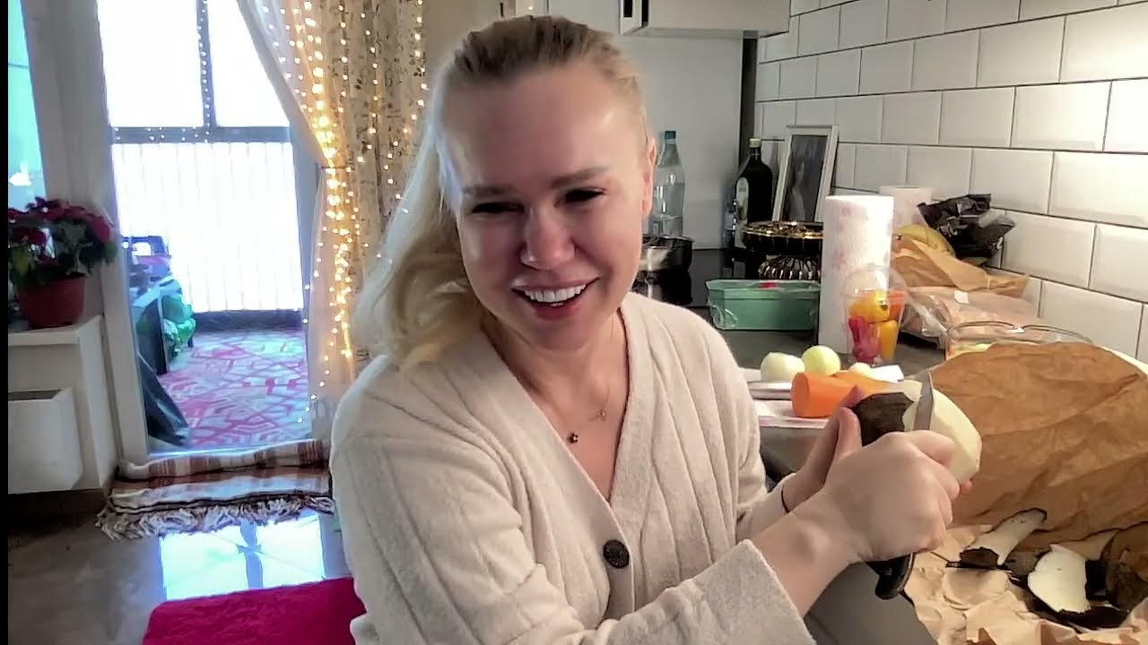 31.01  Маруся на кухне