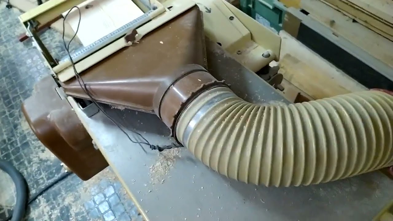 Hobelmaschine scheppach HM2-Kombi und Absauganlage scheppach HA 2600 im Einsatz