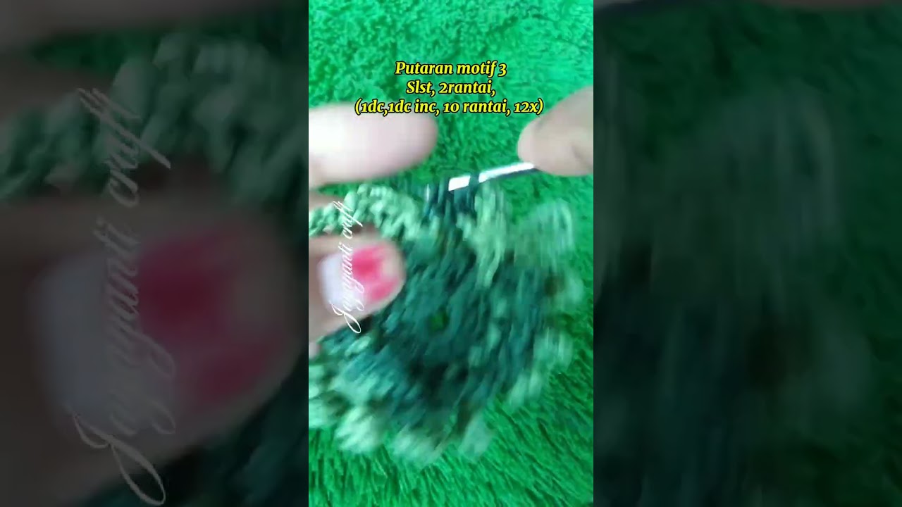 Tas bulat motif kepang