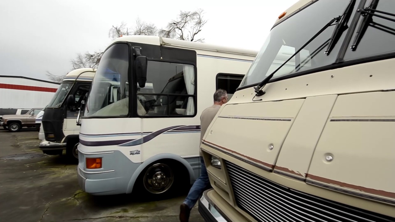 RV Sales of Oregon 1984 Fleetwood Pace Arrow STOCK# UA2034A