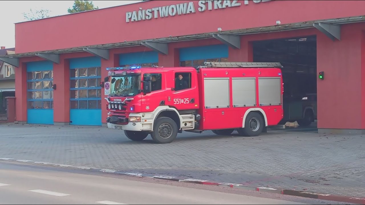 [TRĄBY] Wyjazd alarmowy Scanii 551[M]25 z KP PSP Otwock