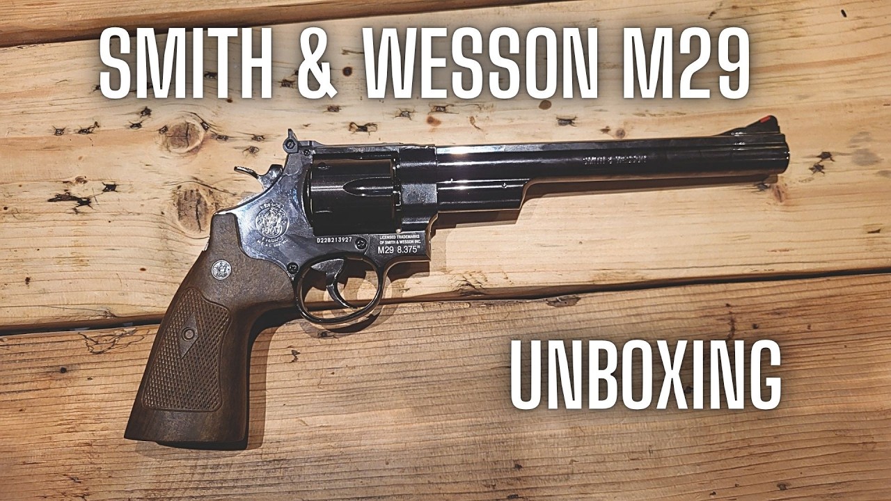 SMITH & WESSON M29 UNBOXING