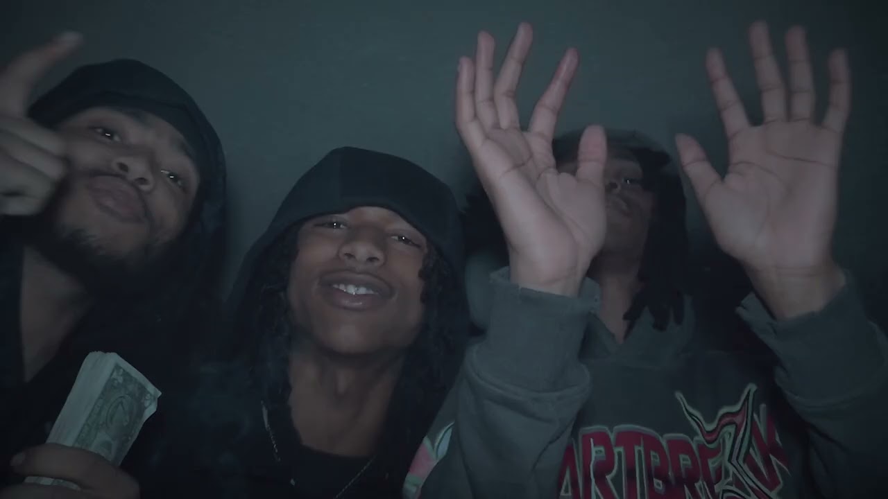 ItzDrac - “Cutting Up” (Official Visuals) | @NHASTUDIOS 