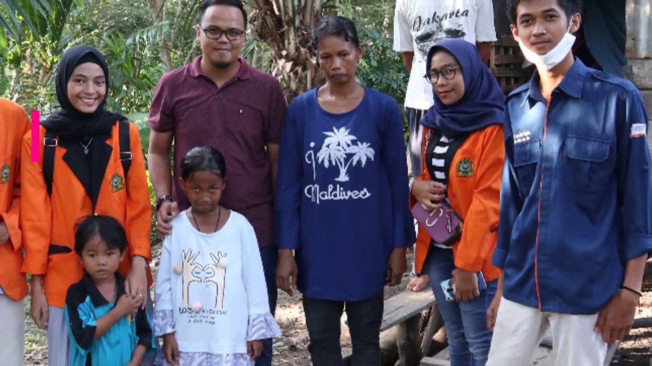 BLM STIE I Peduli Berbagi di Bulan Suci Ramadan untuk Warga Miskin