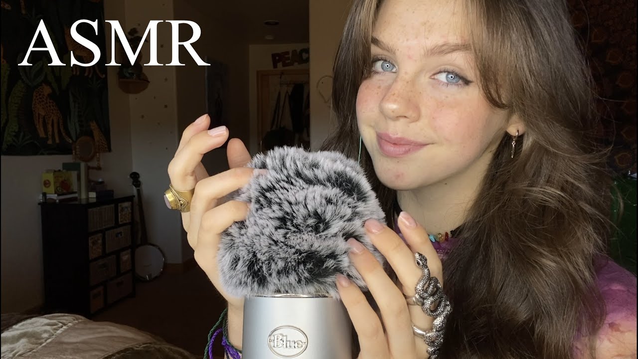 ASMR Fluffy Mic Scratching & Tapping