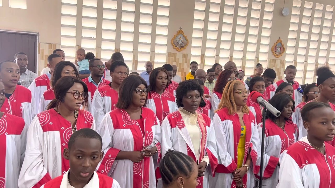 Sanctus Leatare 💥 ( Chorale Regina Mundi )