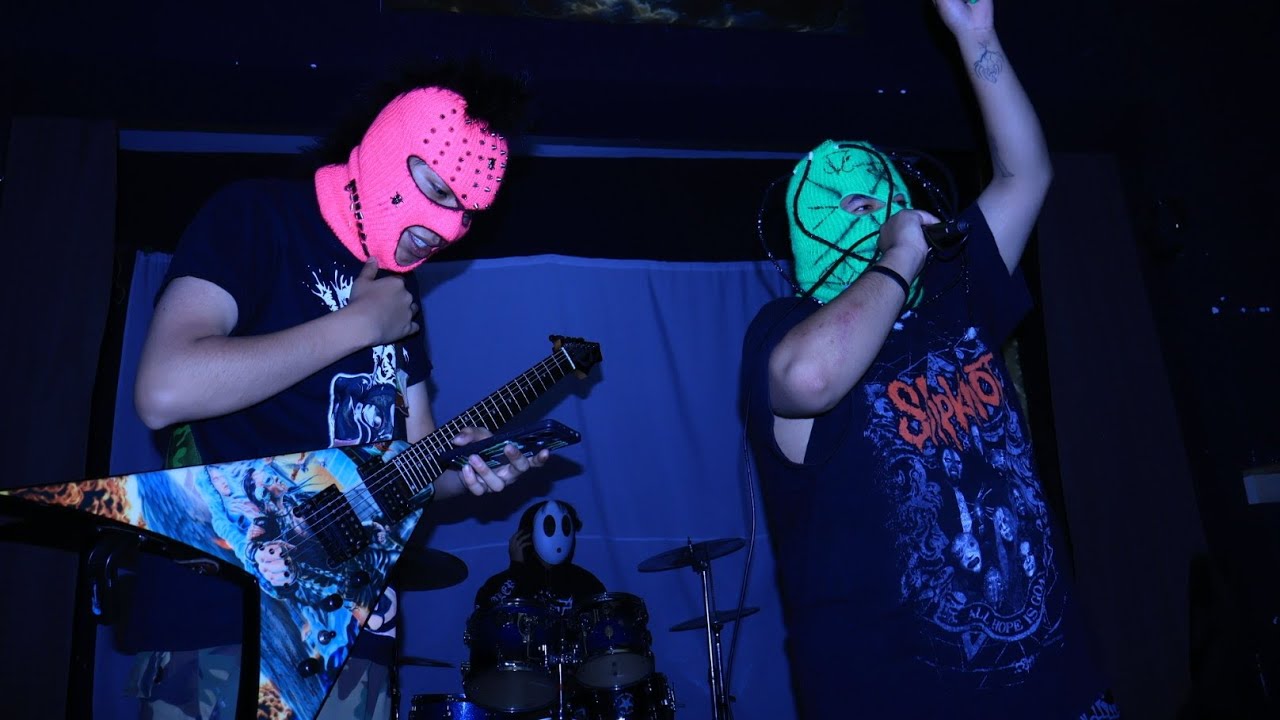 Putrid remains TERROR EN EL CLITORIS en vivo en el foro landó 