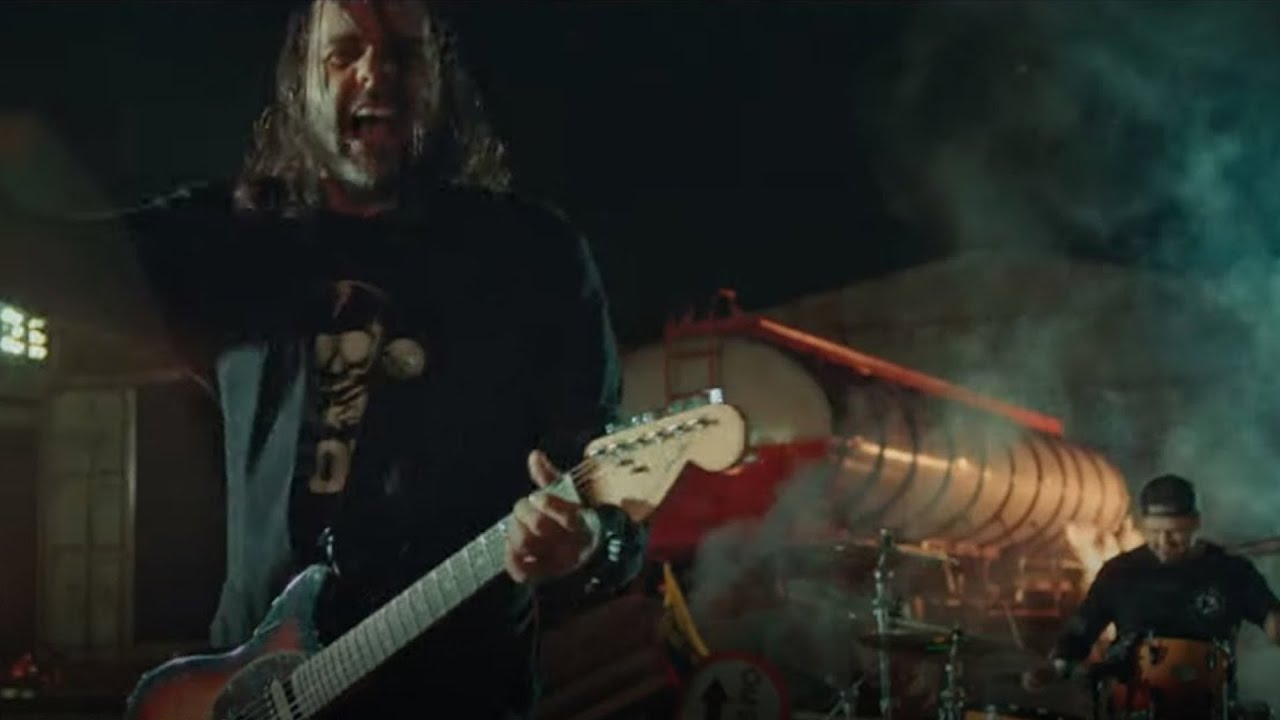 Tr3sdeCoraZ&oacute;n - C&oacute;ndor ft. Marcelo Corval&aacute;n 