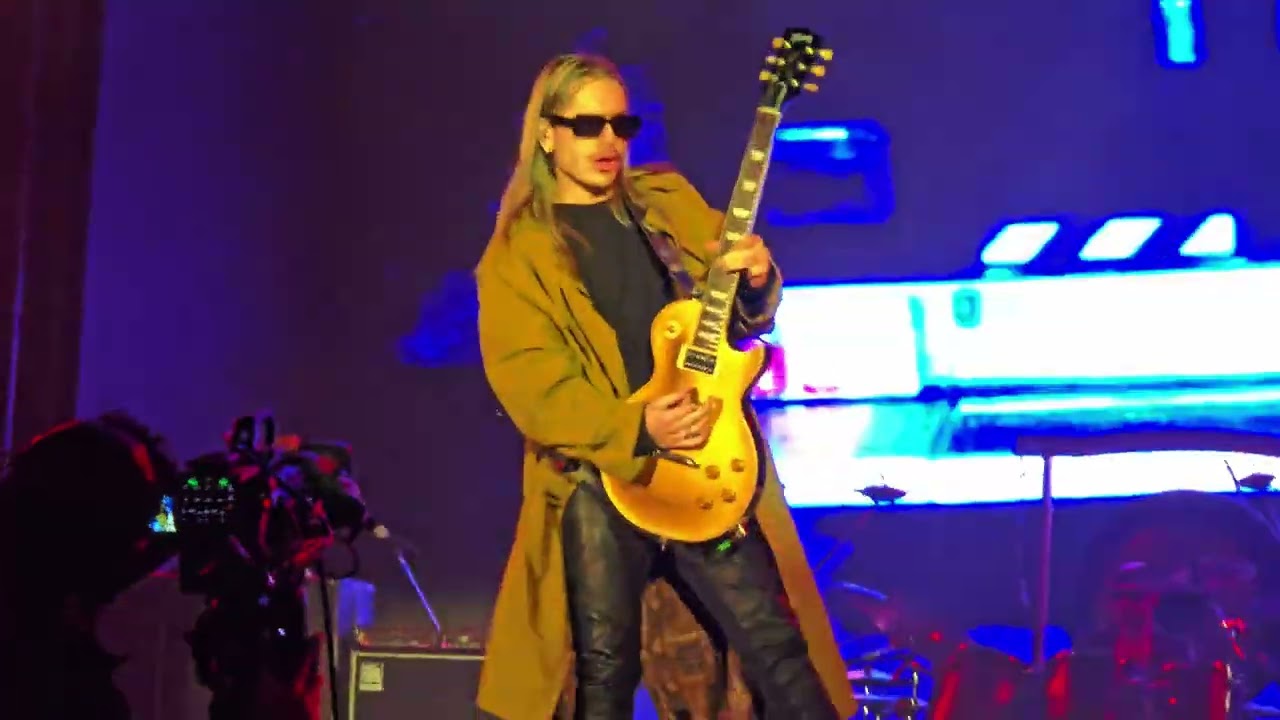 Intro Nuevo Álbum + Anarquía en Buenos Aires - Airbag - Estadio Vélez Sarsfield 22/12/24