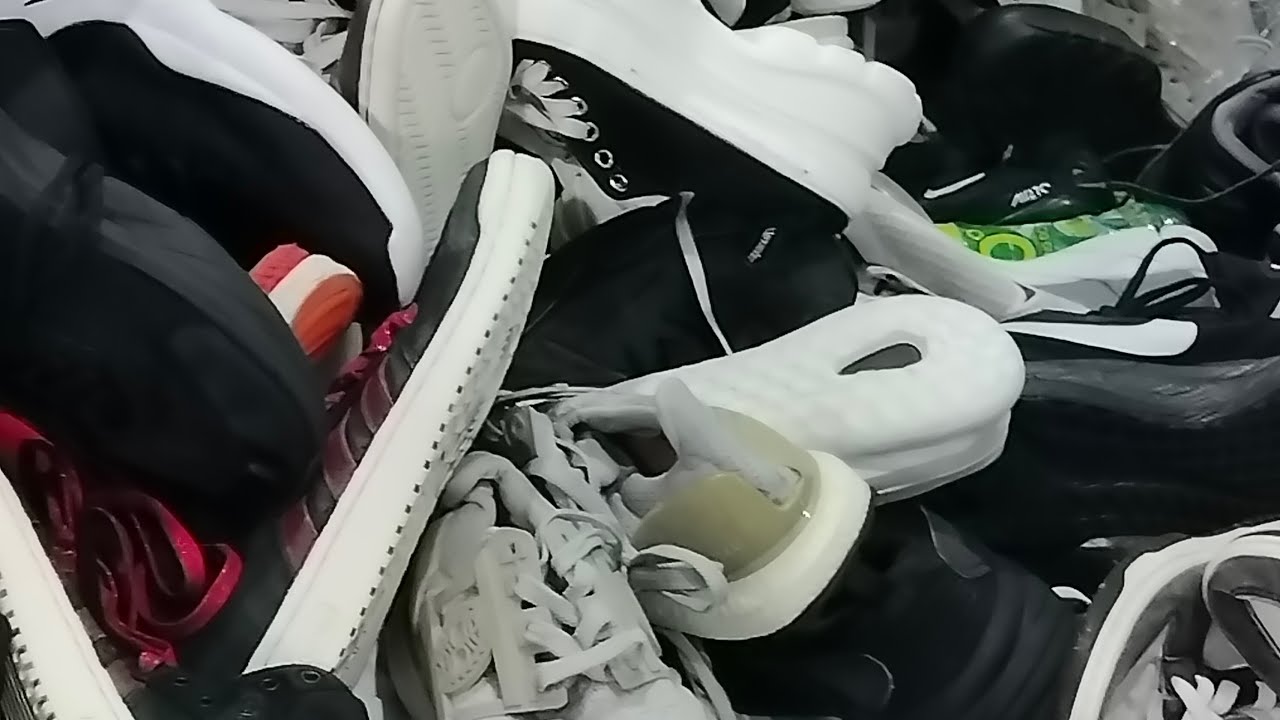 giày siêu phẩm secondhand