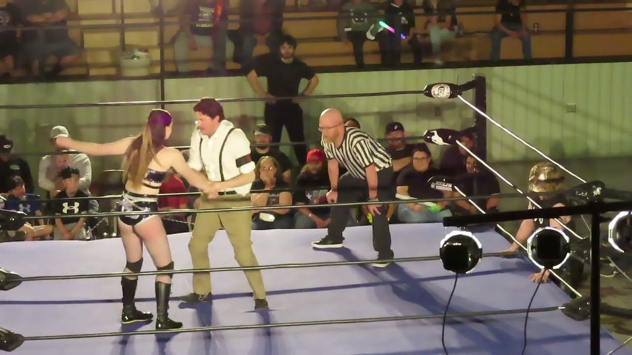 Rampage Wrestling - Aryn Eris vs Phil Noir