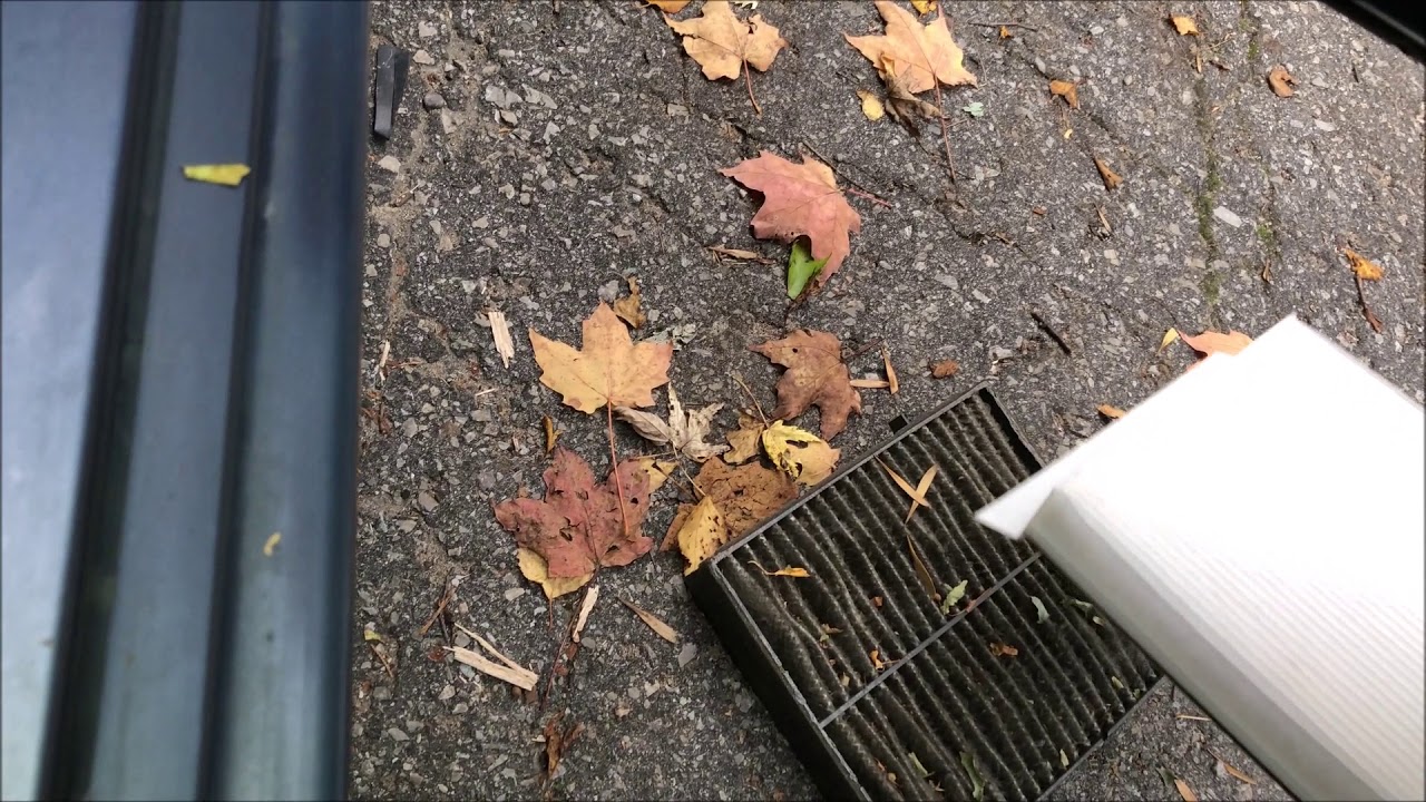 2005 Mercedes ML350, W163  Cabin air filter replacement