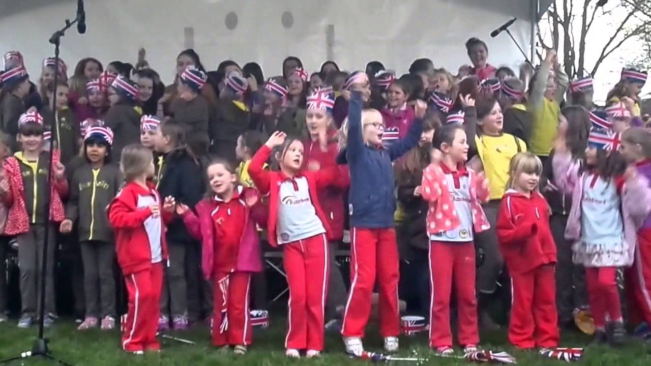 Girl Guides Brownies Rainbows Singing Queens 90th Birthday Oakham Rutland