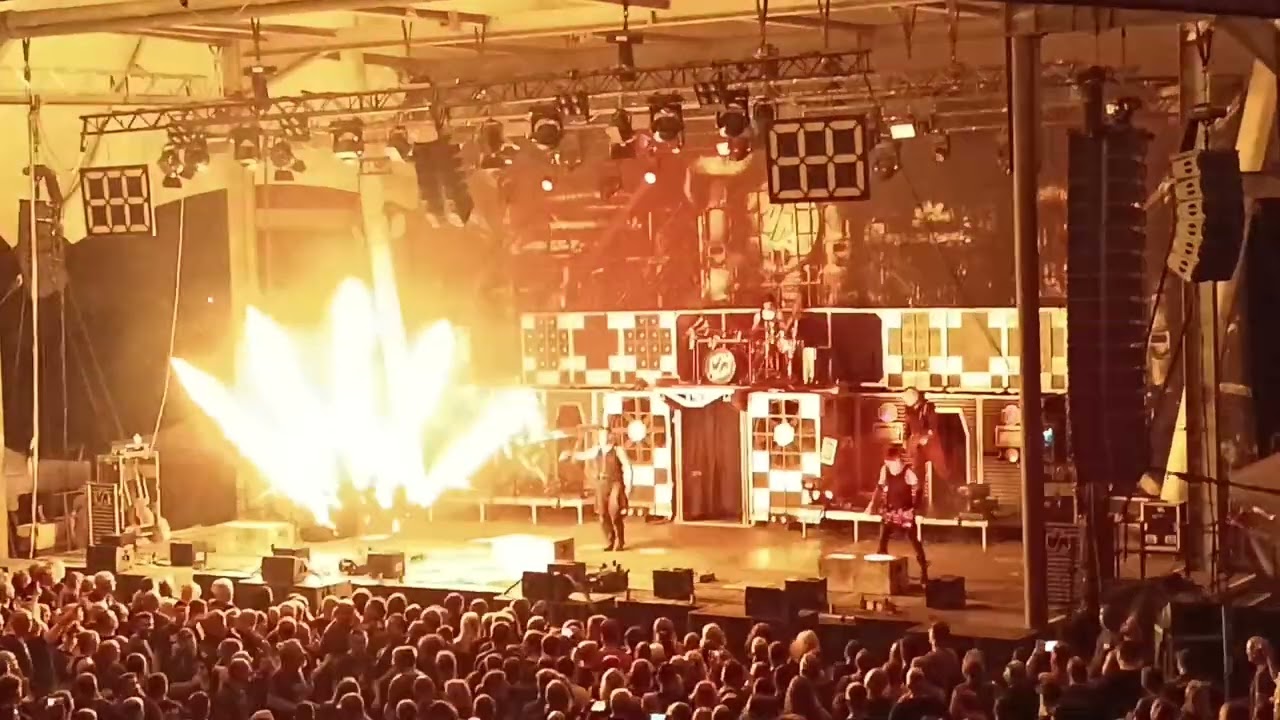 Völkerball | Engel | Live 19.8.2023 Gelsenkirchen, Amphitheater