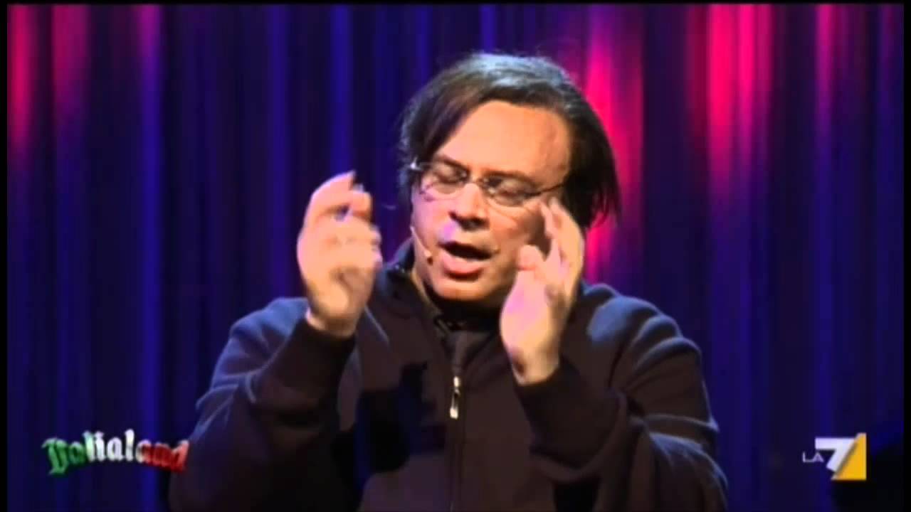 TUTTIINPIEDI! Marchionne by Crozza da ITALIALAND - MARCHIONNE
