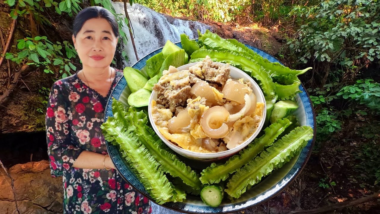 ប្រហុកចិញ្ច្រាំសាច់ជ្រូកចំហុយមានរសជាតិឆ្ងាញ់ណាស់-Cambodia food/Dara Cooking 