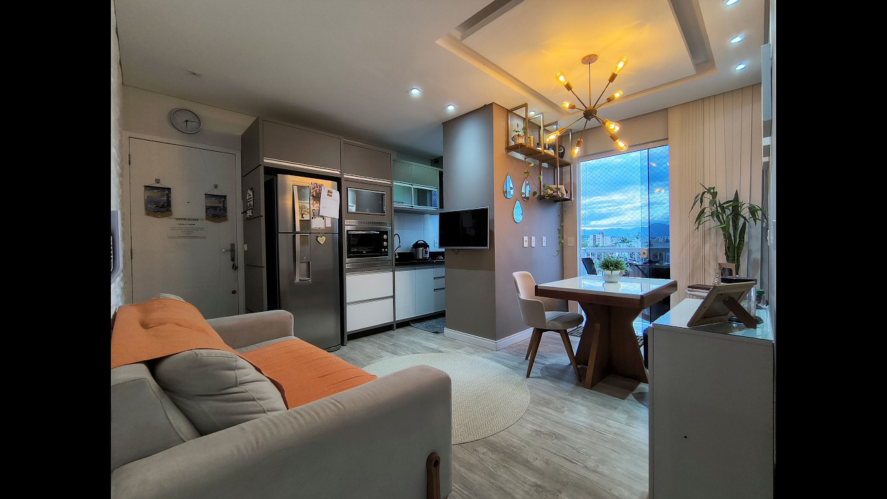 Venda - Apartamento com 2 quartos no Guanabara em Joinville