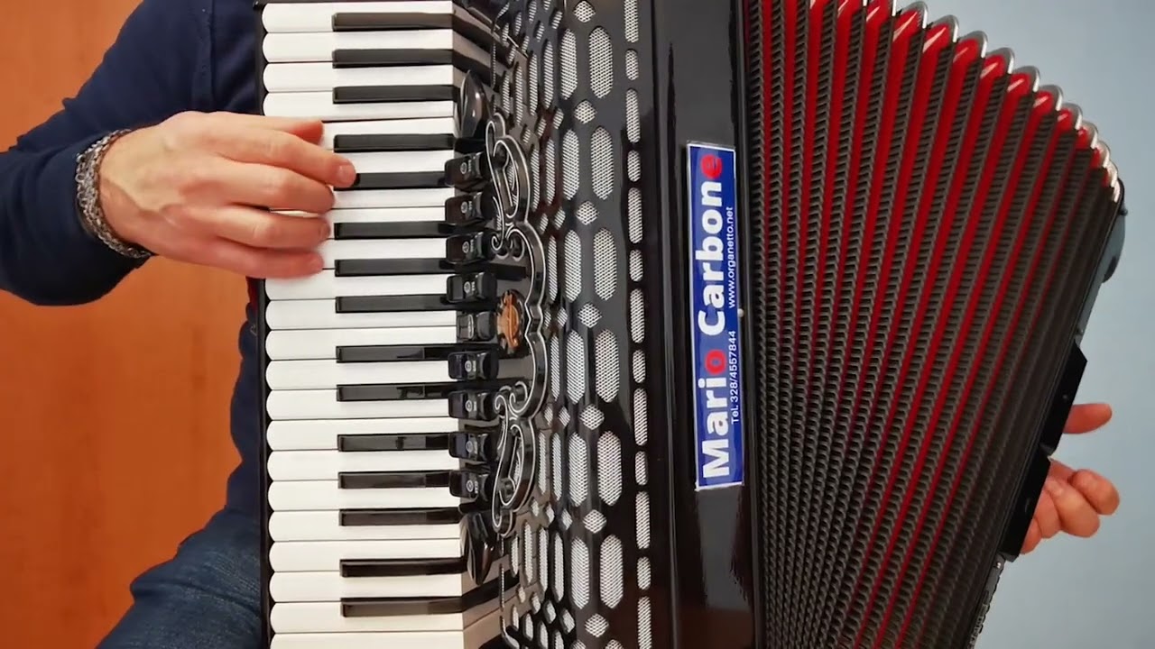 Fisarmonica - SERENATA SOTTO LA LUNA - BUONASERA MAMMA MASCIORE - Brano - Superfacile