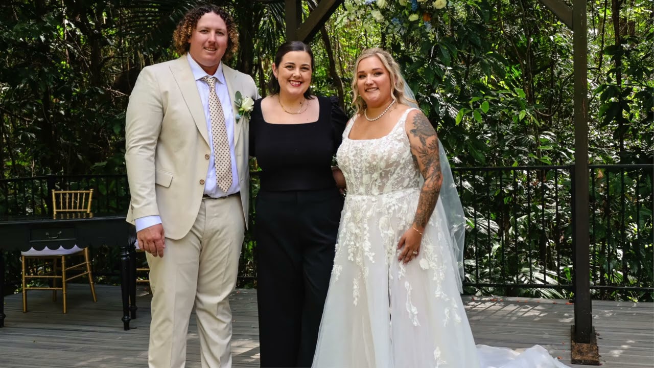 Kayla & Cohen | Slideshow | Cairns Secret Garden