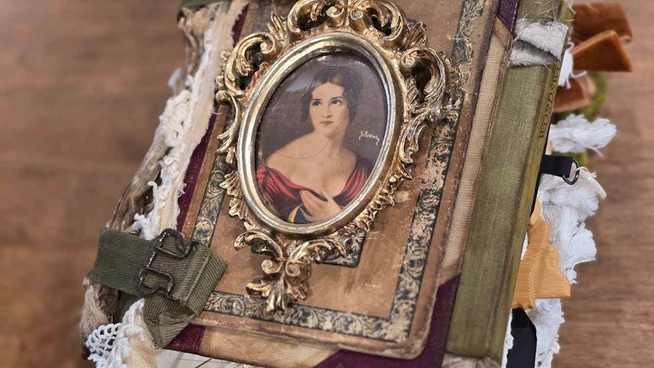 Caroline- my latest grungy Junk Journal 