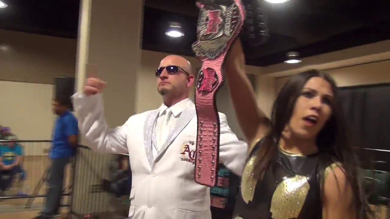 Submission Match: Gemma Cross vs Corinne Mink