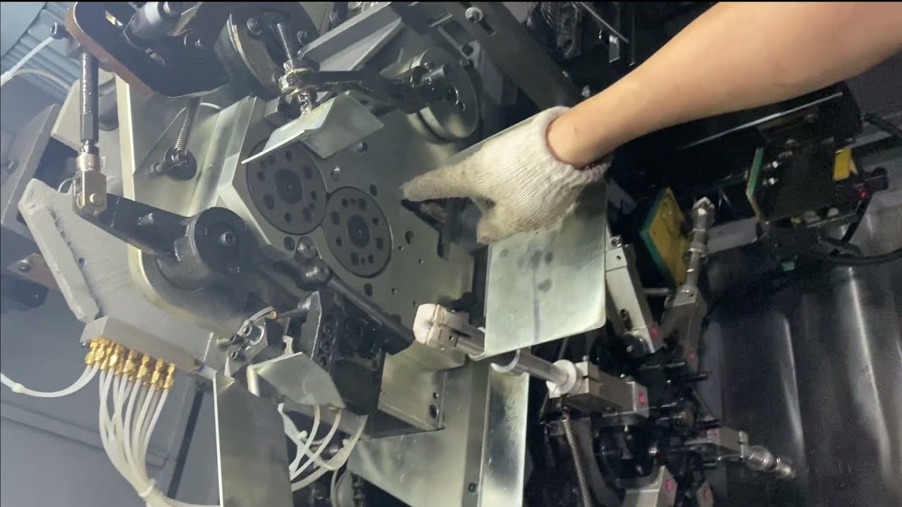 ZOLYTECH Automatic Spring Coiling Machine