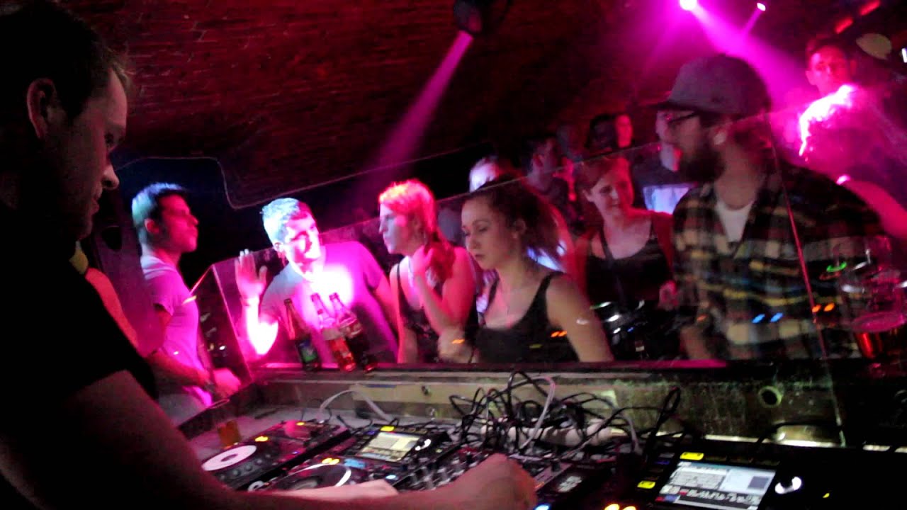 Dazy @ Luxury, Perpetuum, Brno, 29.1.2016