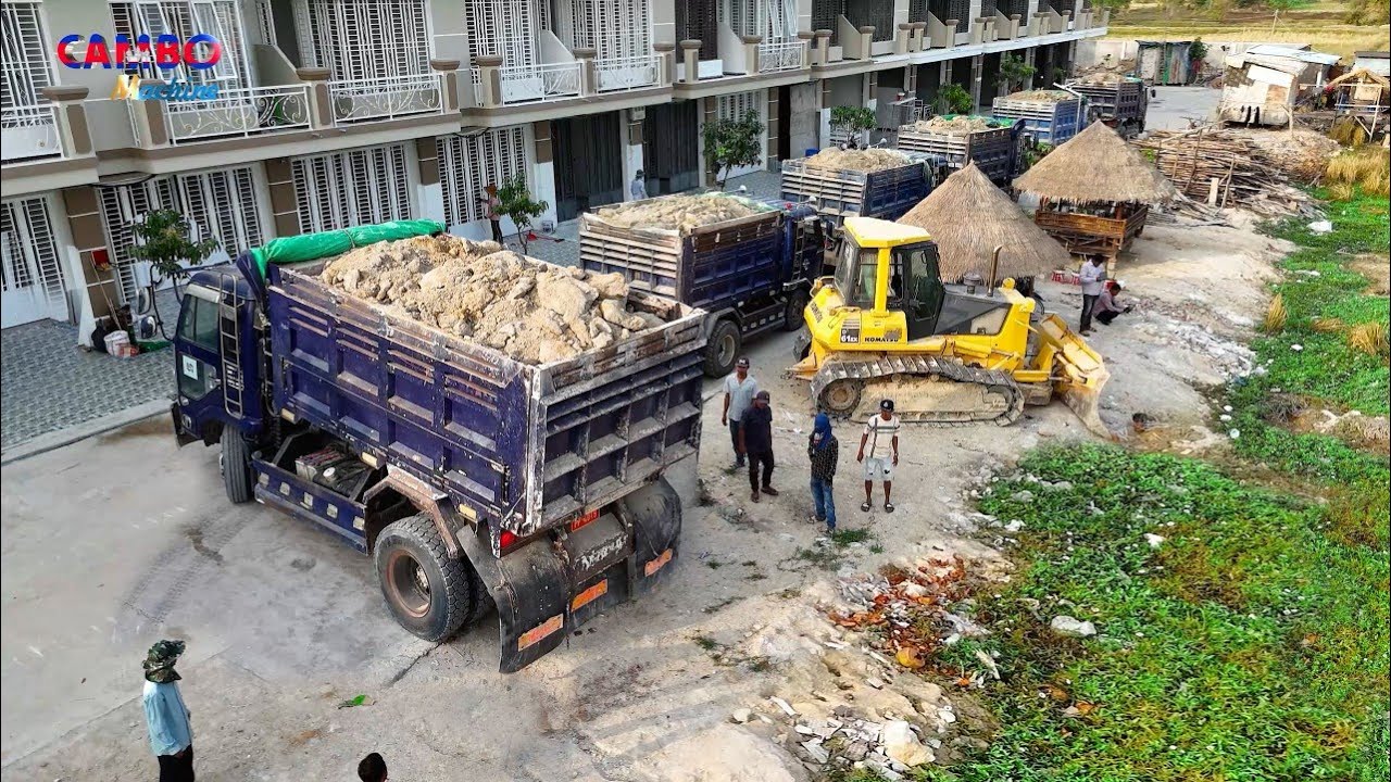 NICLE! START PROJECT LANDFILL BY EXPERT DROVER DOZER KOMATSU D61EX PUSHING & 5TTRUCKS UNLOADING SOIL