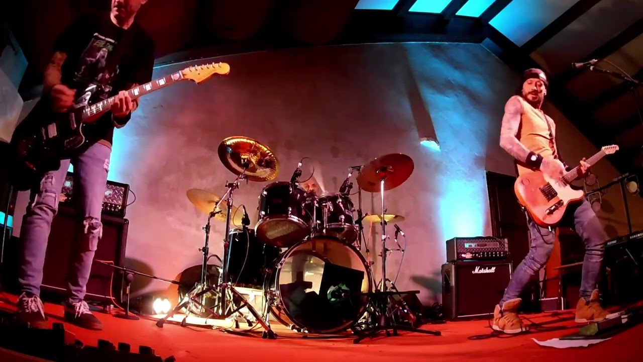 BrokenScreen   Fondali   live @ Il Borgo Vicenza