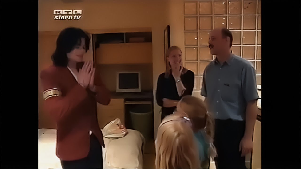 Family Wolf Visits Michael Jackson at Neverland Ranch &ndash; stern TV