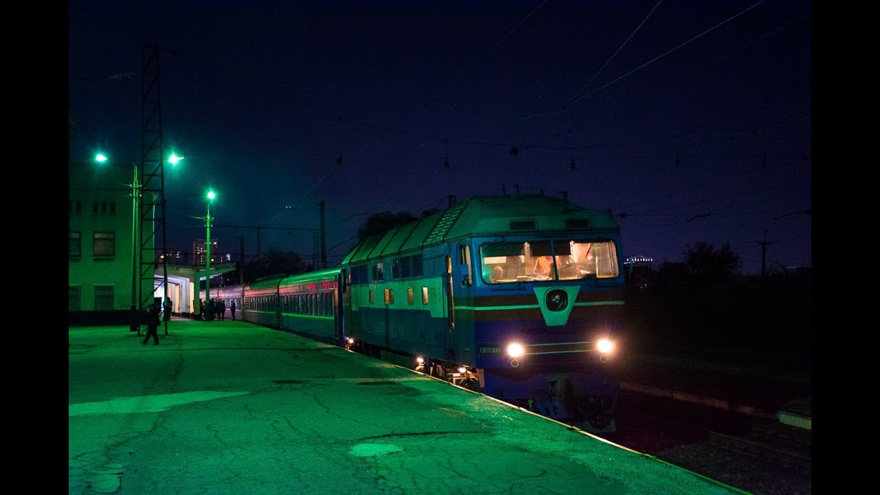 Запуск дизеля 5Д49 тепловоза ТЭП70-0060 на ст.Днепр-Лоцманская