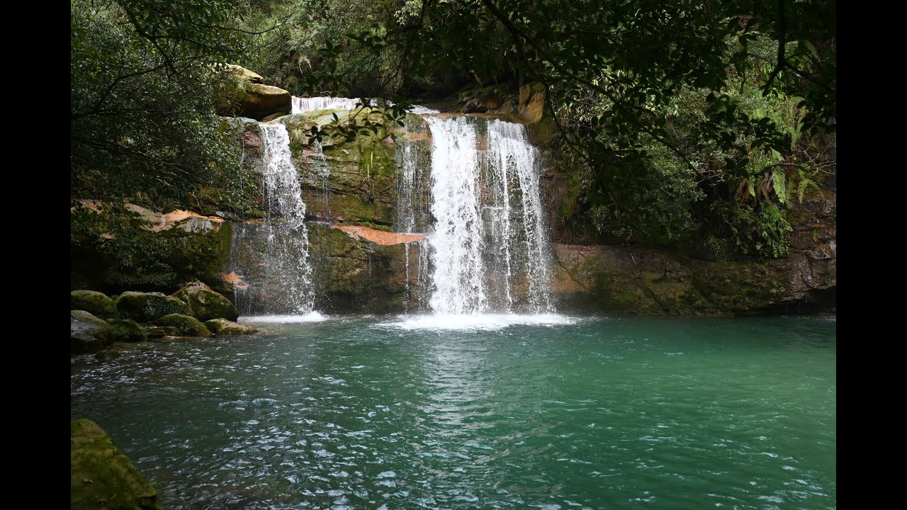 Rangsohkham falls ,Meghalaya. Full trekking video and complete information.
