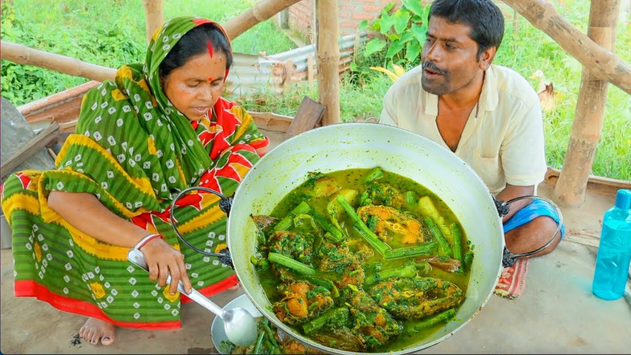 ভাতের খিদে বেড়ে যাবে,কুমড়ো ডাটা দিয়ে কাতলা মাছের এই রেসিপি দেখার পর | katla Fish Recipe |