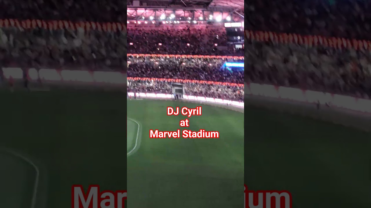 DJ Cyril - BBL mid match performance at Marvel stadium