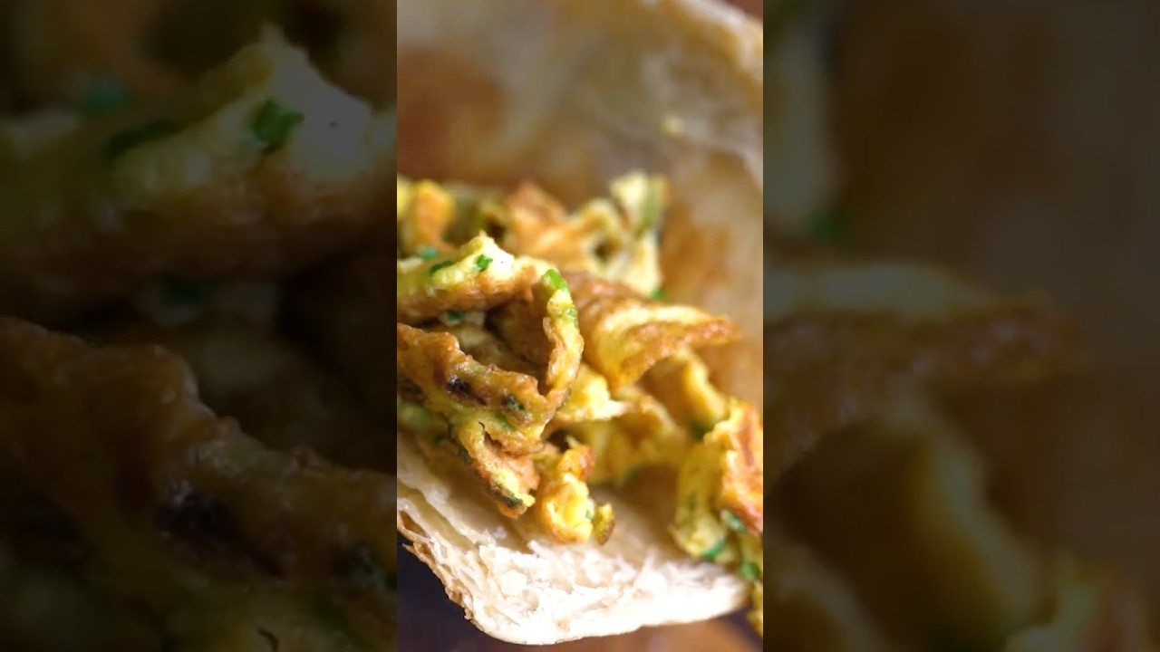 Shao Bing Jia Dan (Scallion Egg Sandwich) 燒餅夾蛋 #egg #eggsandwich #flatbread