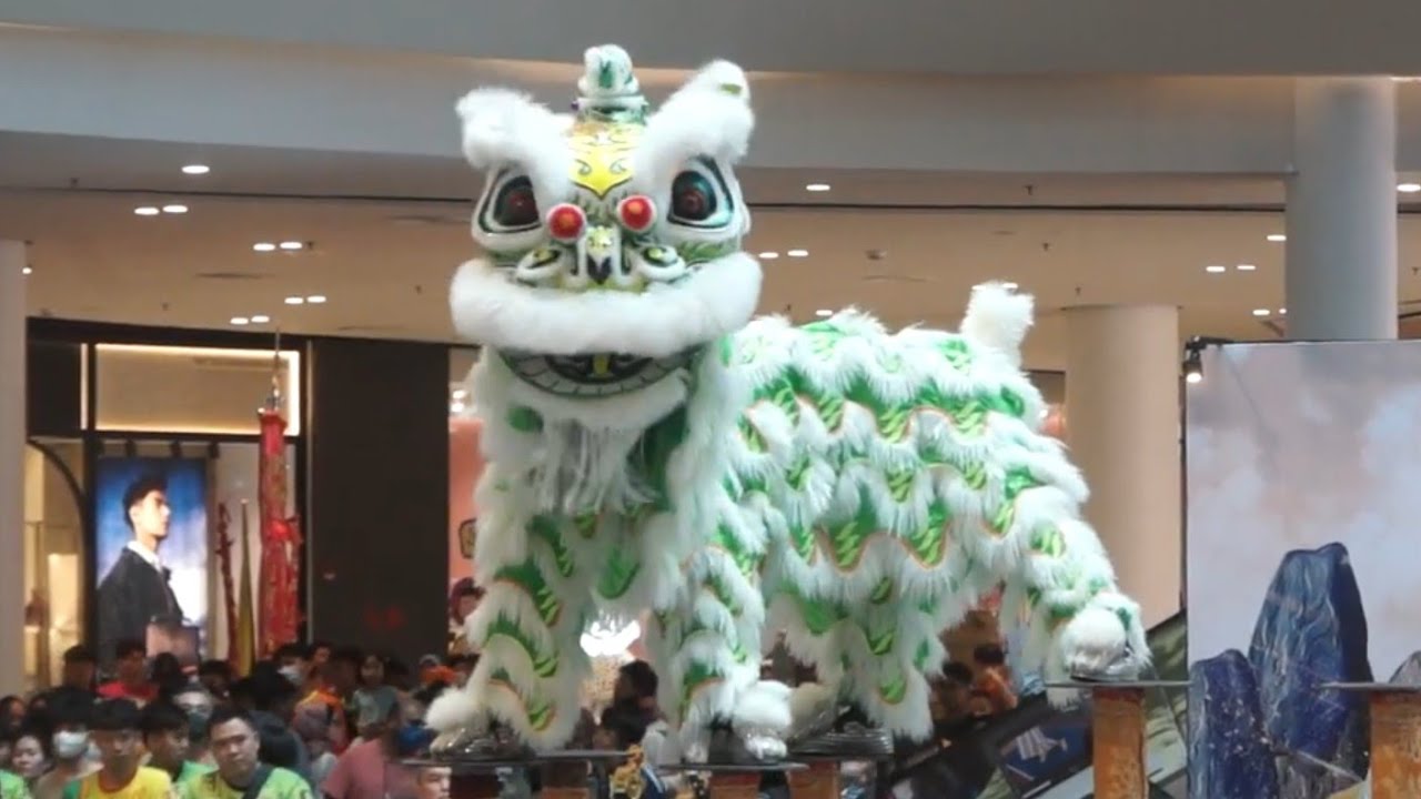 Khuan Loke Dragon and Lion Dance Association 双溪威群樂体育会龙狮团